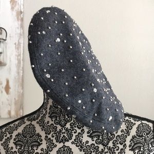 Adolfo II New York Paris hat. Beret style hat. Dark Heather gray. Embellishment